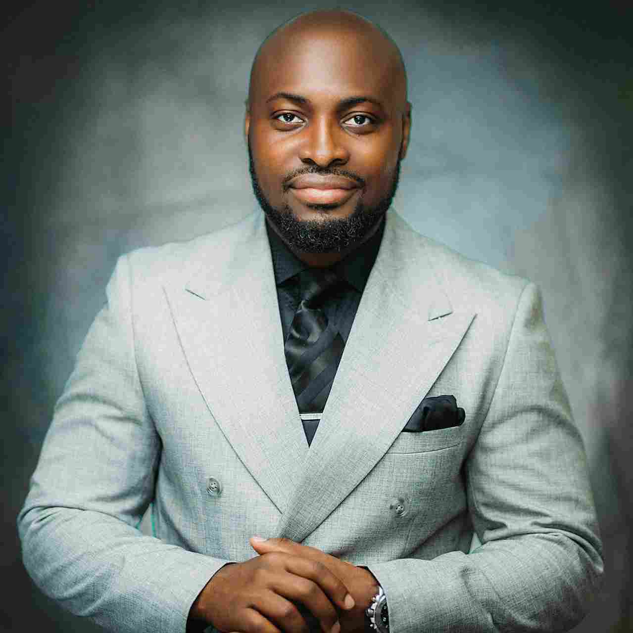 Dayo Bello (UK - Nigeria)